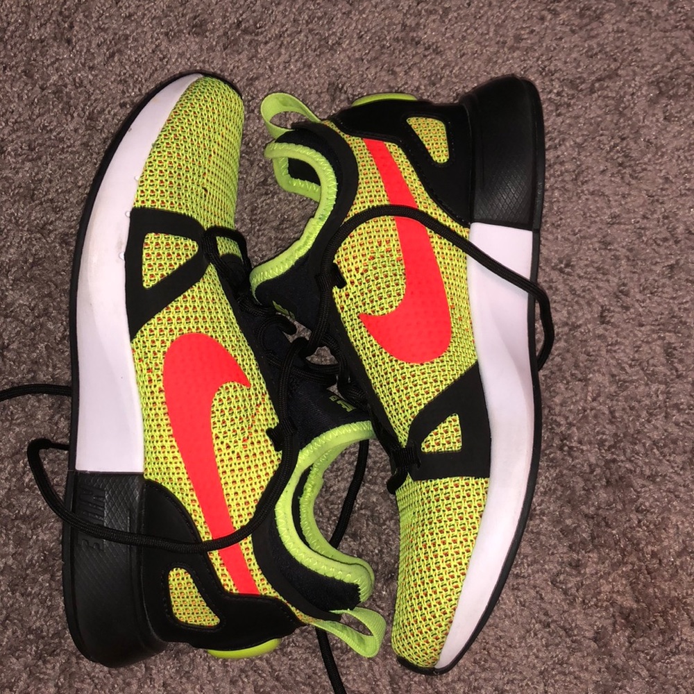 Nike Duel Racer